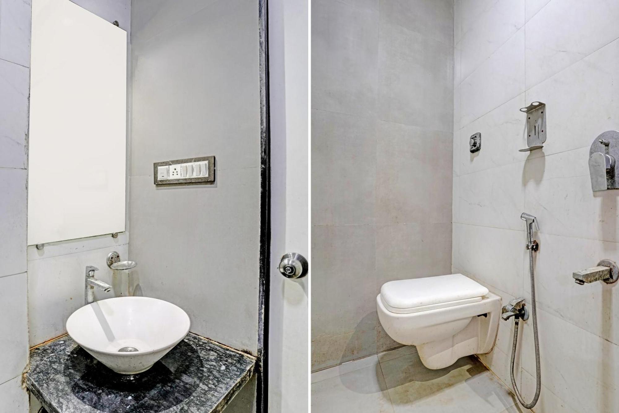 Hotel O Blue Inn Residence Near R City Mall Bombay Esterno foto